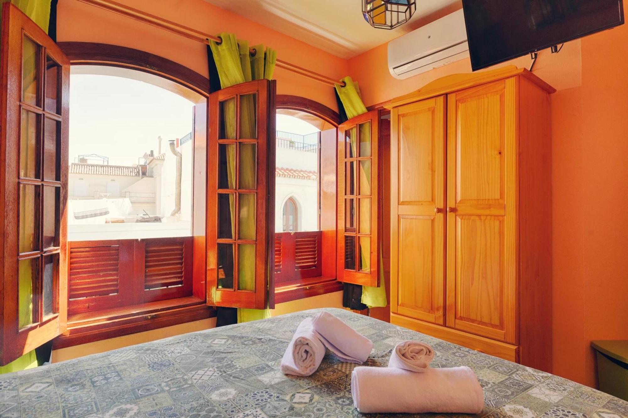 Charming Hostel